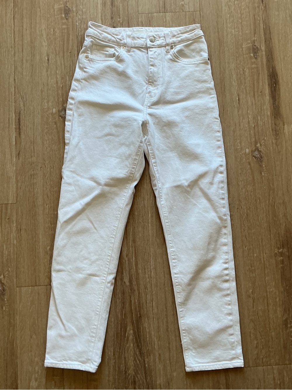 H&M White High-Rise Women’s Jeans